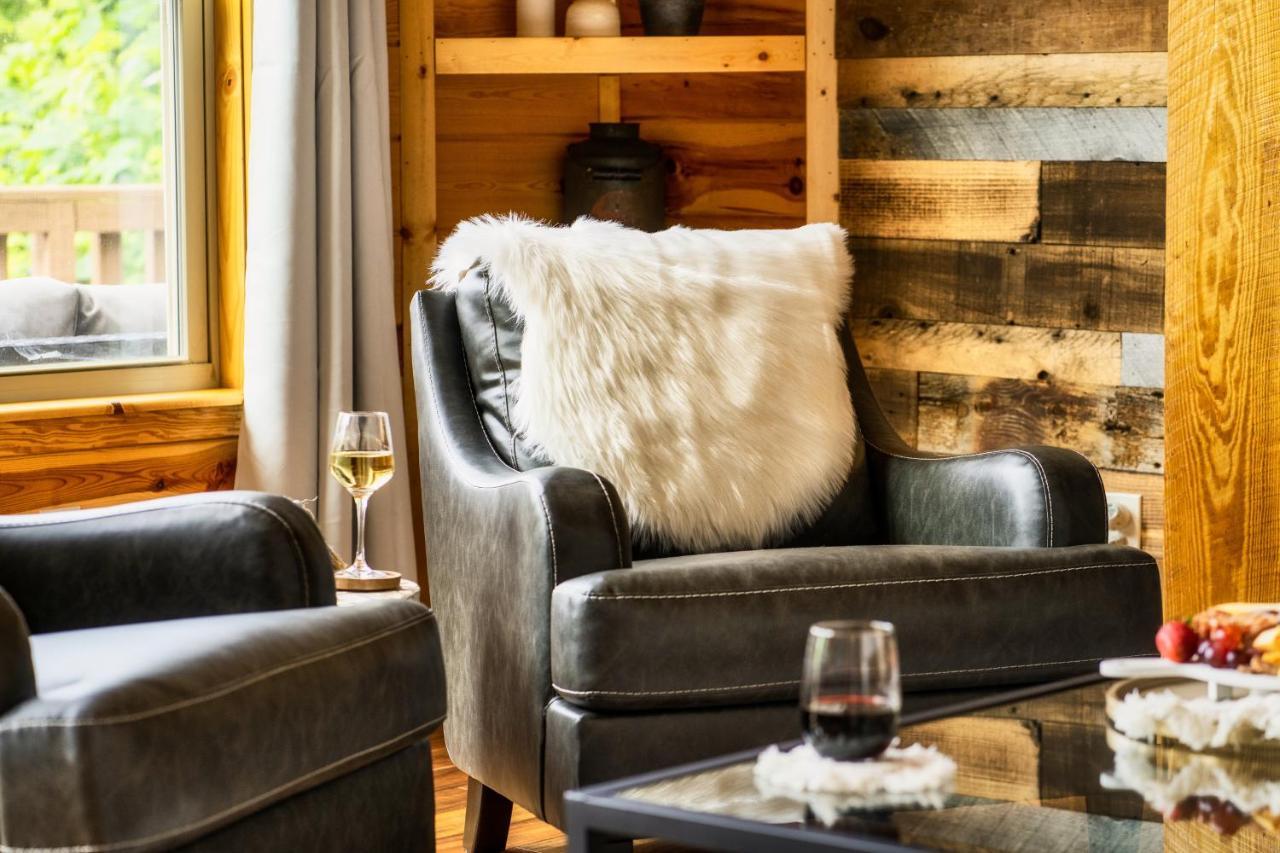 Mountainside - New Luxury Cabin-Fire Table-Hot Tub-3 Pools-Ps5-Bears Gatlinburg Exteriör bild
