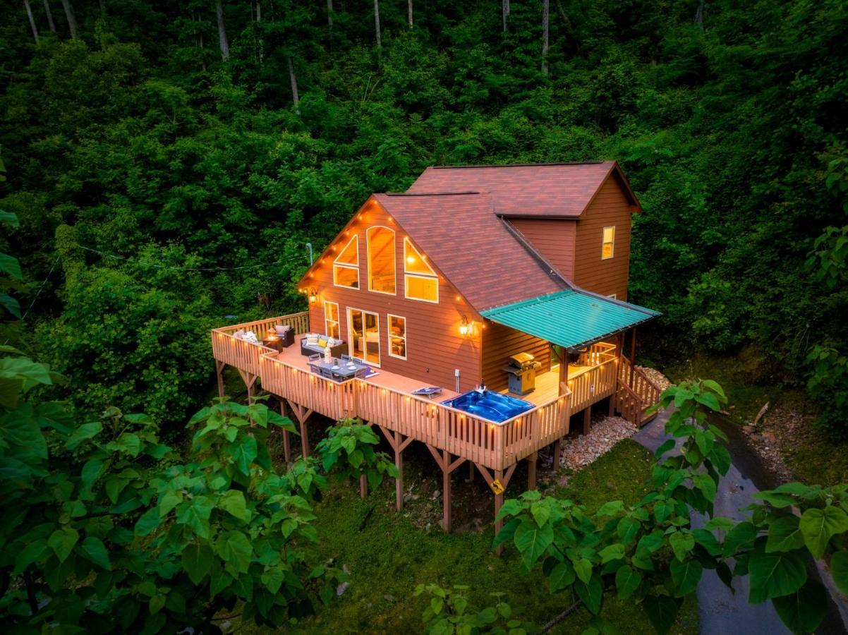 Mountainside - New Luxury Cabin-Fire Table-Hot Tub-3 Pools-Ps5-Bears Gatlinburg Exteriör bild