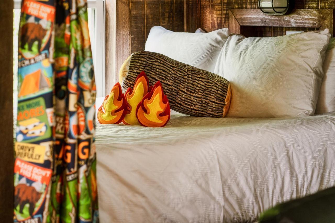 Mountainside - New Luxury Cabin-Fire Table-Hot Tub-3 Pools-Ps5-Bears Gatlinburg Exteriör bild